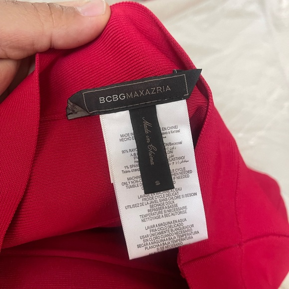 BCBG Max Azria - Red Bandage-Style Skirt Sz S - Picture 2 of 3